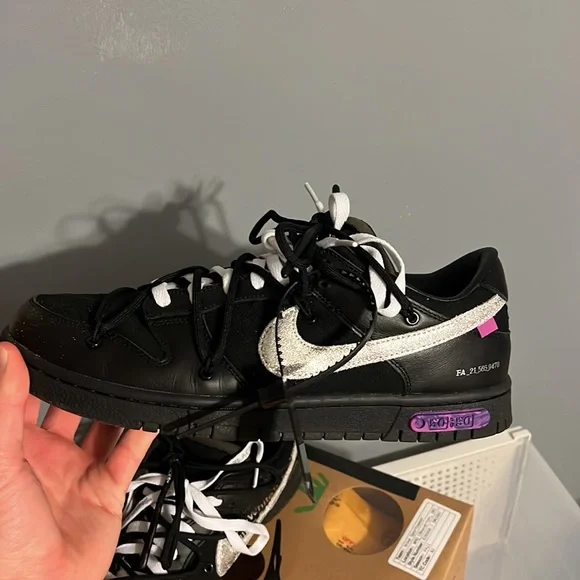 Nike Dunk Low LOT 50/50